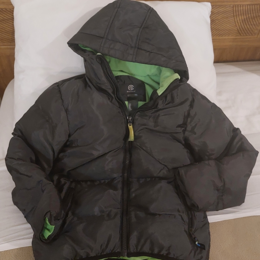 Unisex size 6/7 champion winter coat